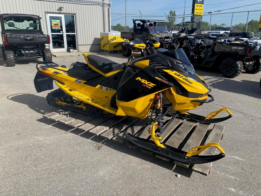2024 Ski-doo Mxz Xrs Competition 137" 850 Turbo R alt