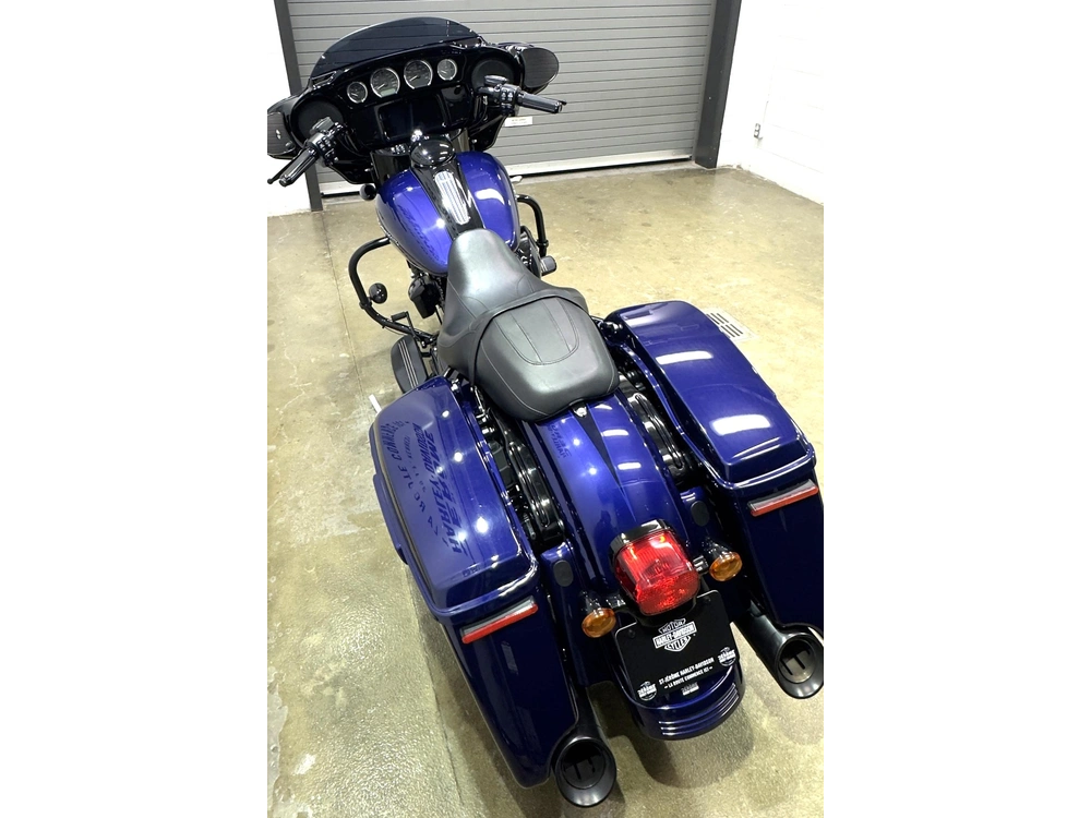 Harley-davidson Street Glide 2020 alt