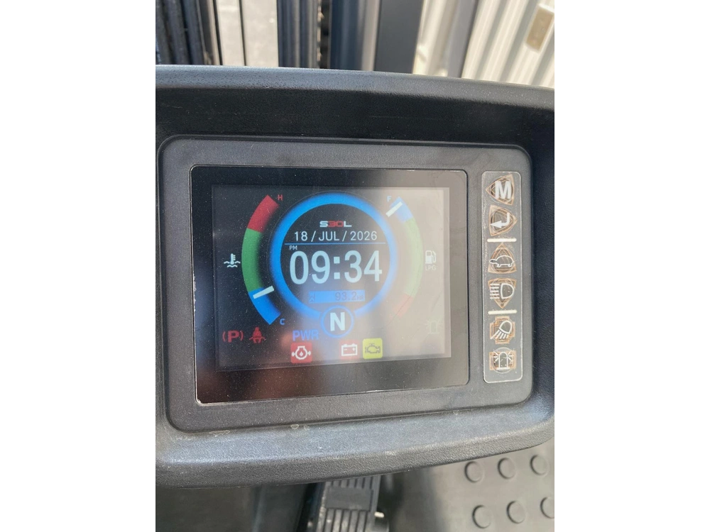 2024 Clark S30 alt