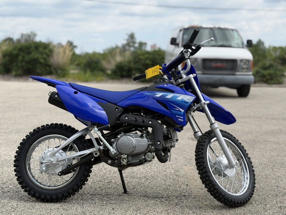 2027 Yamaha Tt-r110e alt