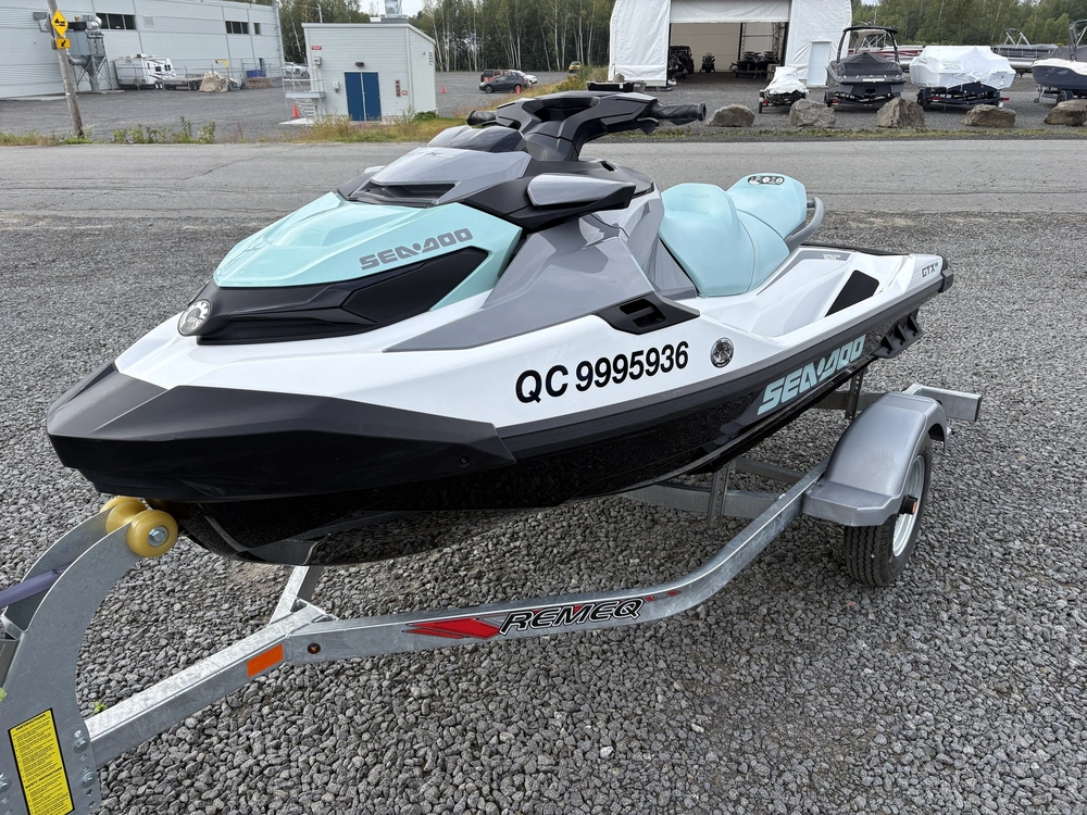 Sea-doo Sea Doo Gtx Pro 130 Wow !!!! Financement Disponible. 2026 alt