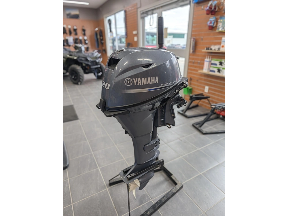 2011 Yamaha F20lmha alt