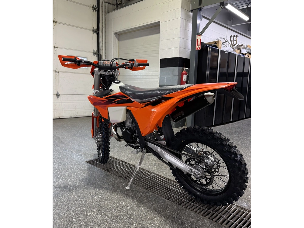 2027 Ktm 300 Xc-w alt