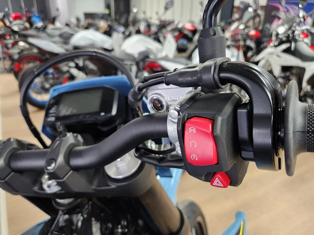 2025 Suzuki Dr-z4sm