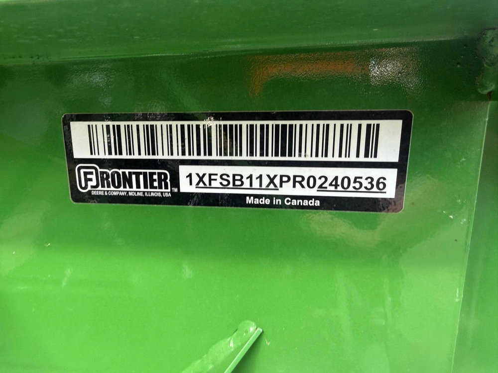2025 John Deere 1025r alt