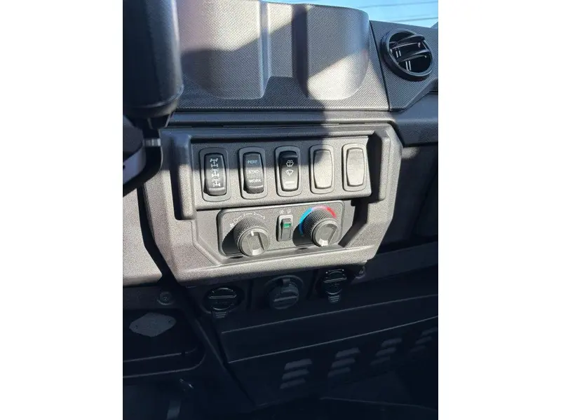 Polaris Ranger XP 1000 CAB 2027