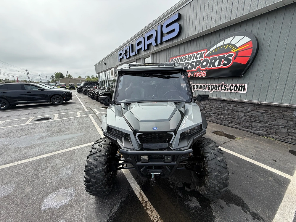 Polaris Général 1000 Xp Premium 2023 alt