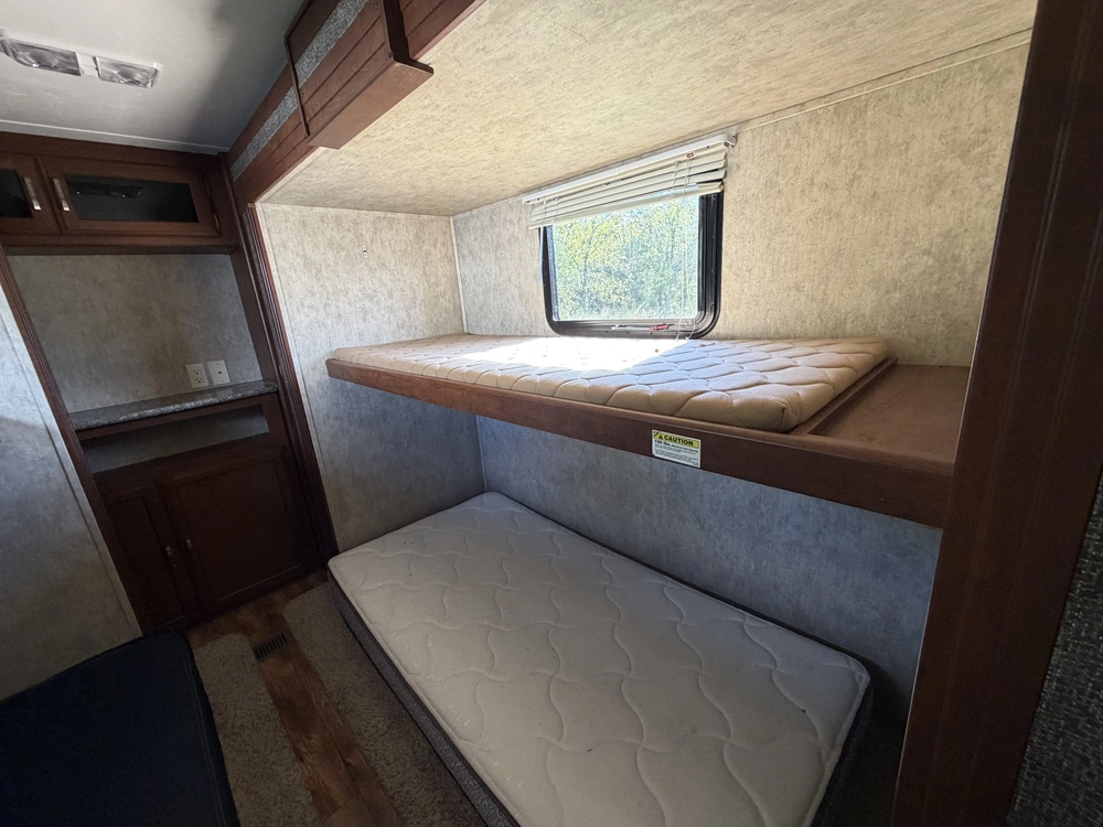 Keystone Rv Passport (tt) 3290bh 2015 alt