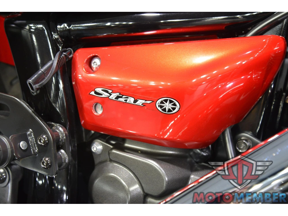 2011 Yamaha V Star 950 Tourer alt