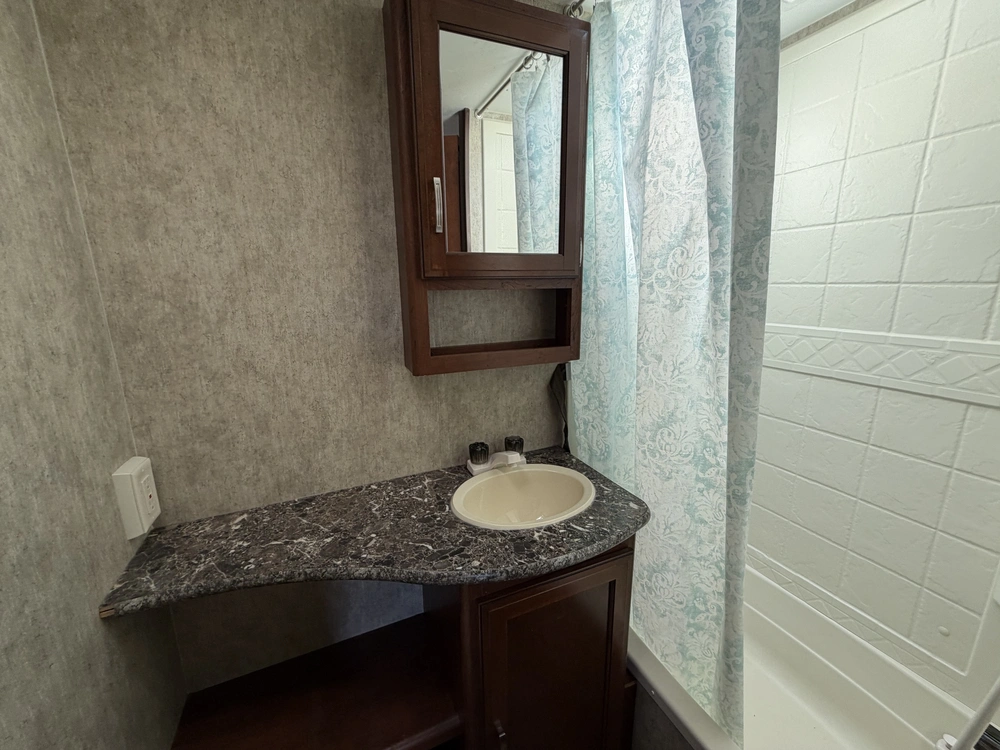 Keystone Rv Passport (tt) 3290bh 2015 alt