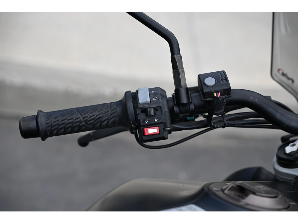 2019 Husqvarna Svartpilen 701 alt