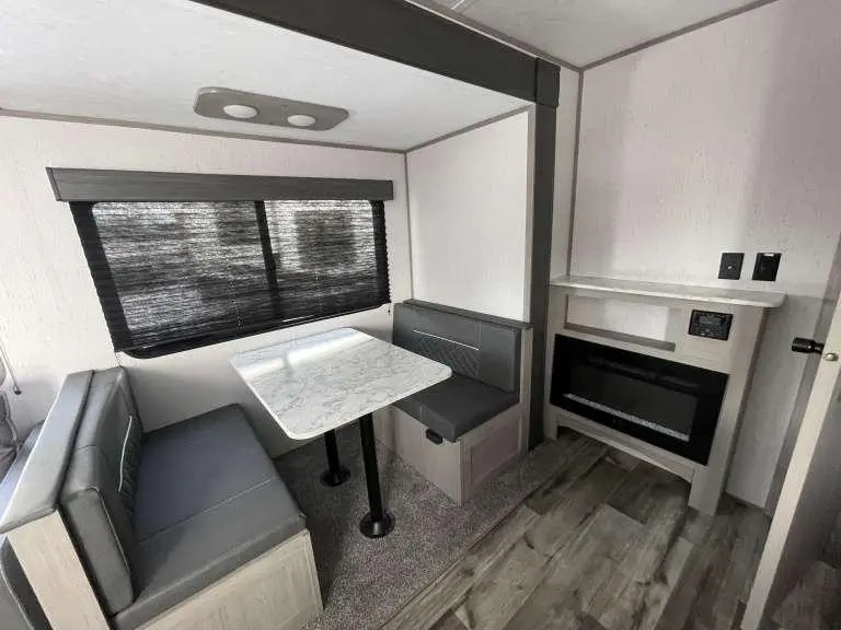 Keystone RV Coleman 264RL 2022