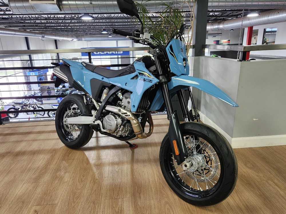 2025 Suzuki Dr-z4sm