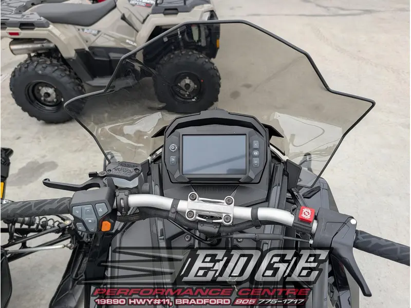 2027 Polaris 650 Voyageur Adventure Ultimate 155 Gloss Black 1.6