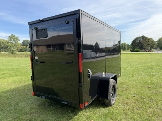 2027 Cross Painted Steel Enclosed (beta) 5' X 10' Ramp Blackout alt