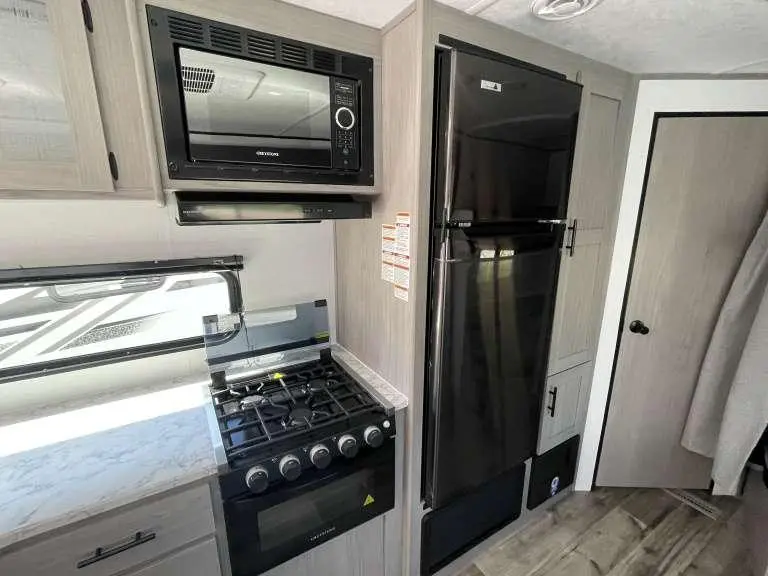 Keystone RV Coleman 263BH 2024