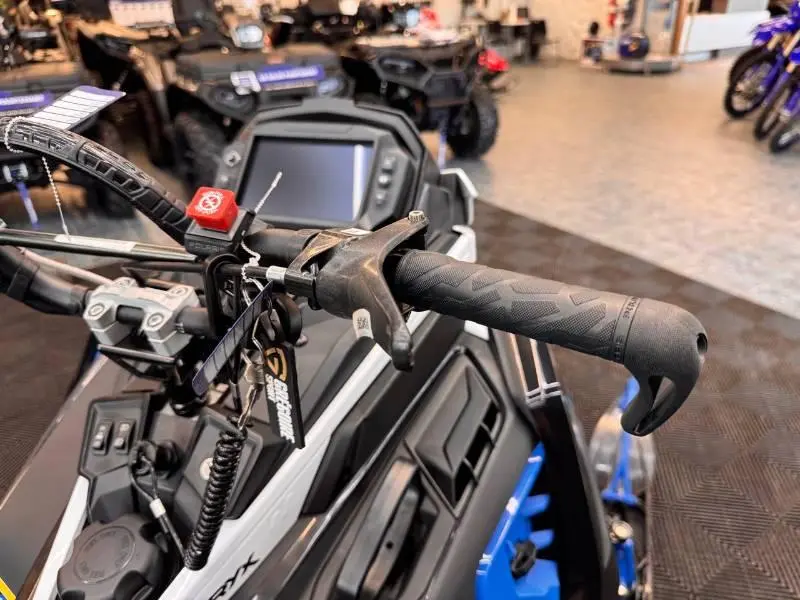 Polaris 9R RMK PRO 155 2027