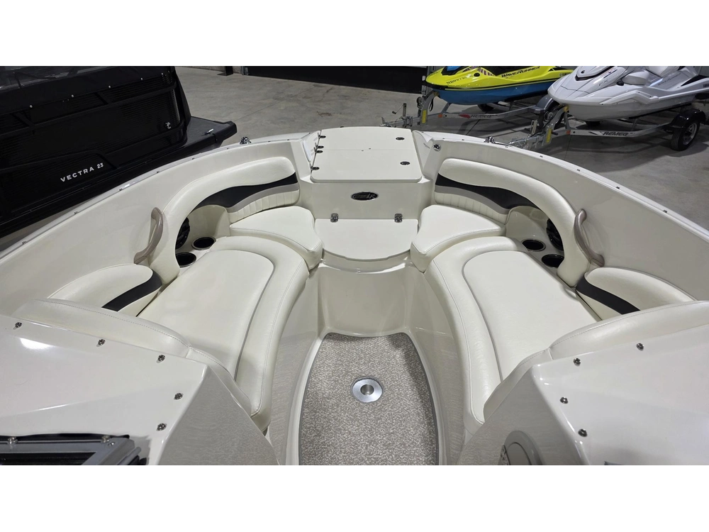 Stingray Boat Co 235 Lr 2011