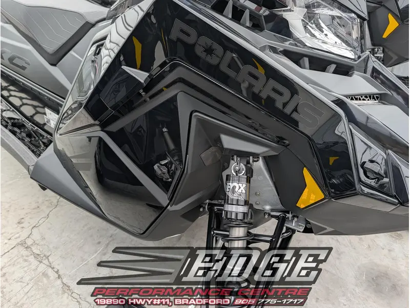 Polaris 850 INDY XC 137 Gloss Black 2027