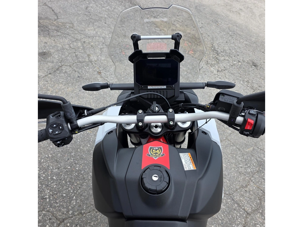 2027 Aprilia Tuareg 660 alt
