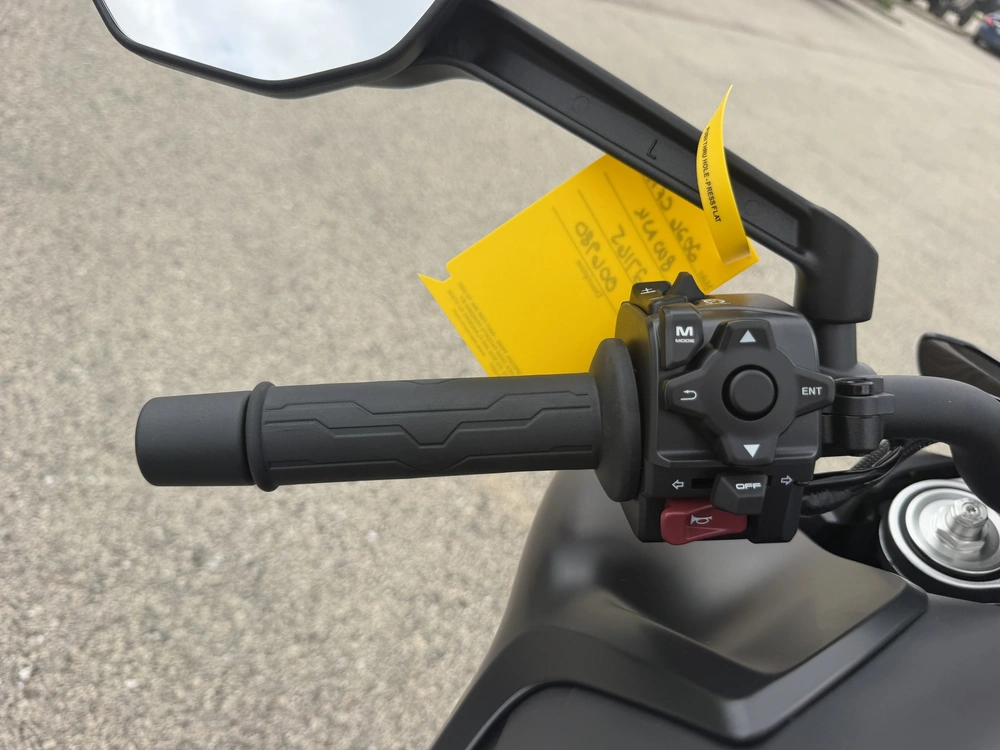 2026 Cfmoto 800nk alt