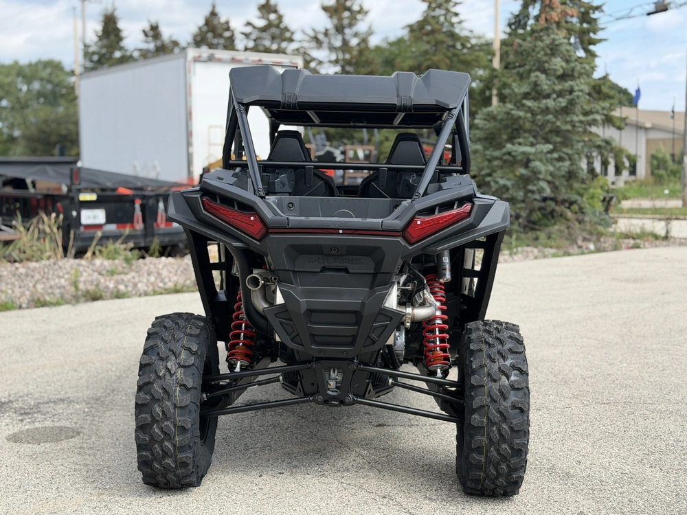 2026 Polaris Rzr Xp 4 1000 Ultimate alt