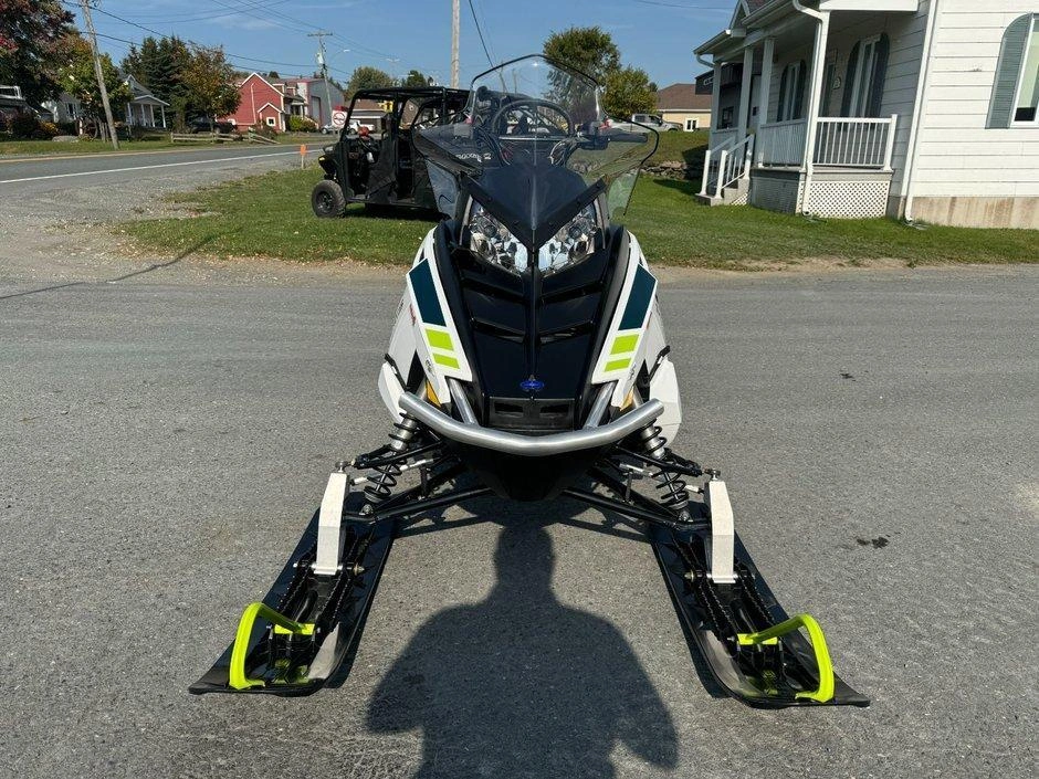 Polaris 550 Voyageur 155 E/s 2025 alt