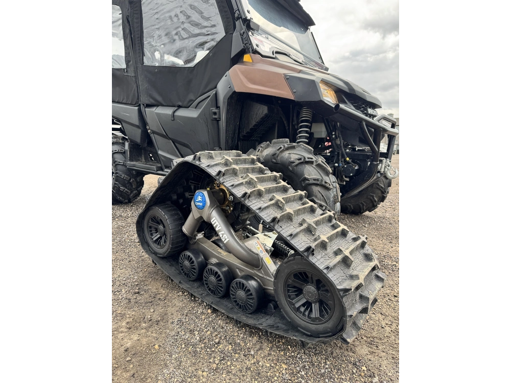 2022 Honda Sxs700m4d alt