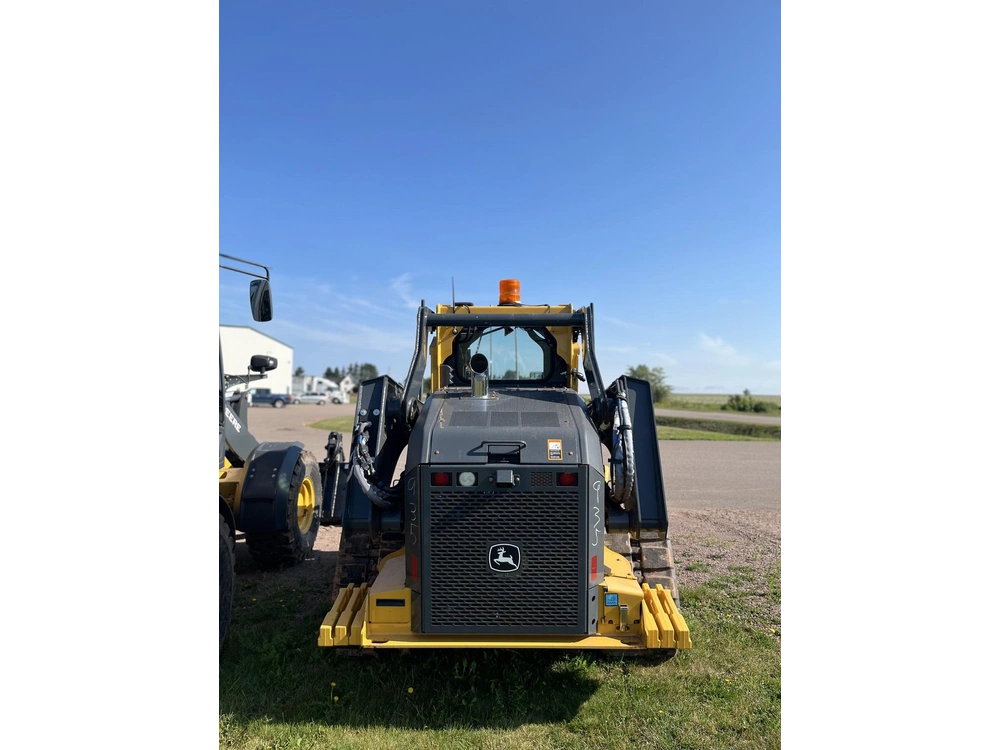 John Deere 333g 2024 alt