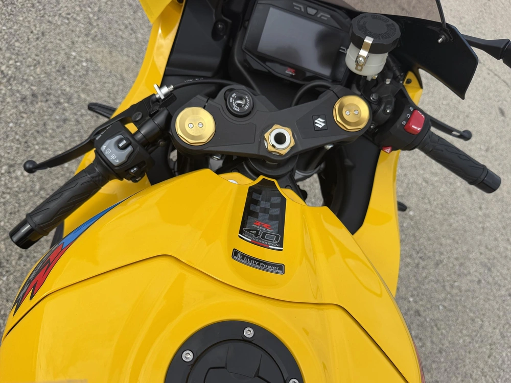2027 Suzuki Gsx-r1000 40th Anniversary Edition alt