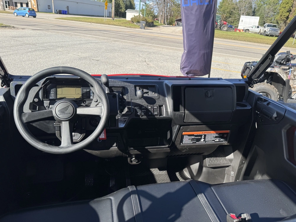 2026 Honda Sxs10m5dt alt