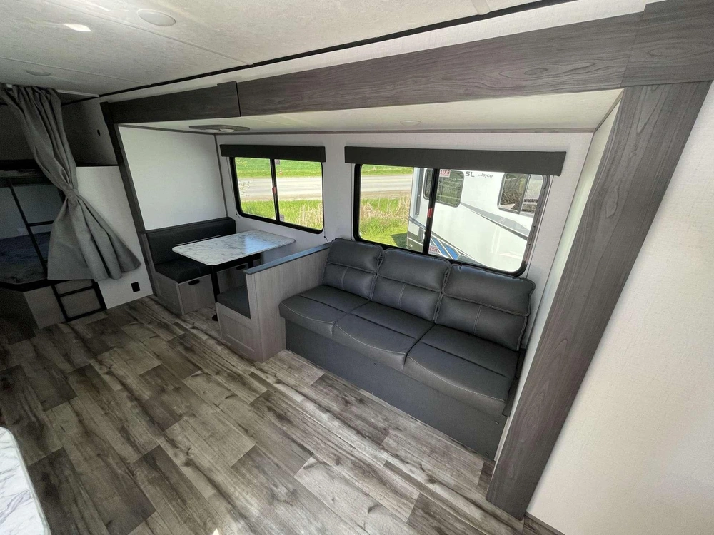 2024 Keystone Rv Coleman 263bh alt