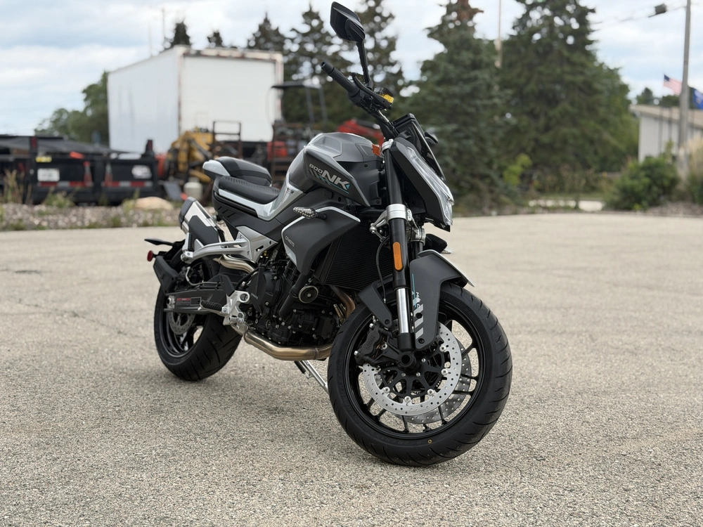 2026 Cfmoto 800nk alt