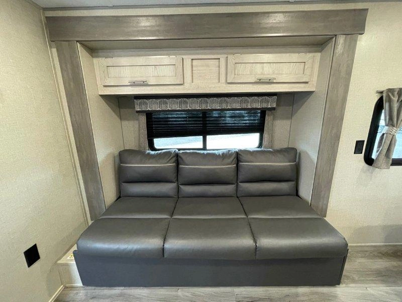Coachmen Catalina 184fqs 2022 alt