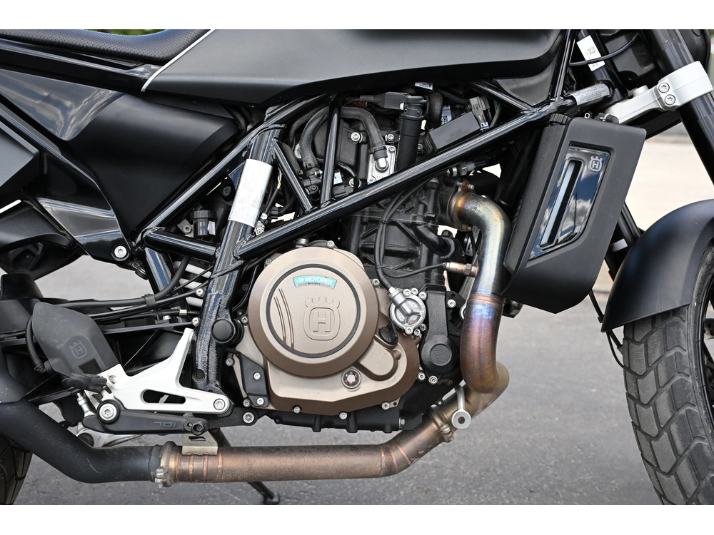 2019 Husqvarna Svartpilen 701 alt