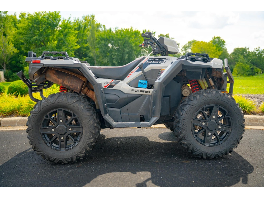 2023 Polaris Sportsman 850 Ultimate Trail - Chalk Gloss alt