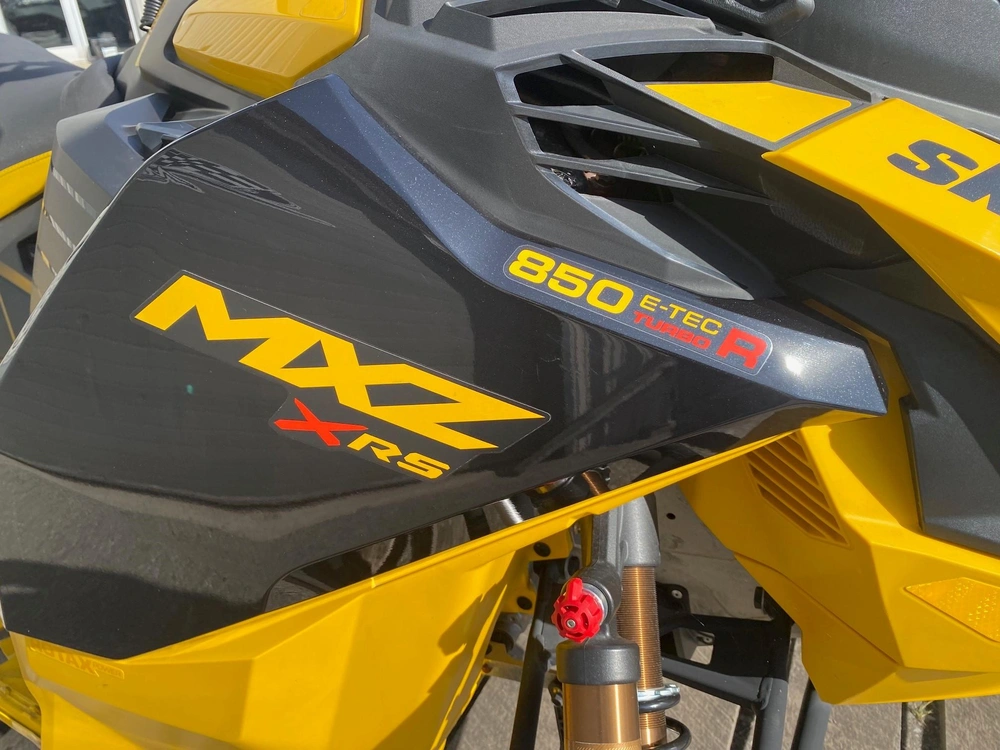 2024 Ski-doo Mxz Xrs Competition 137" 850 Turbo R alt