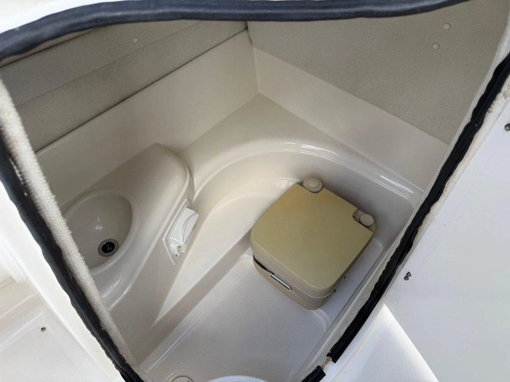 2008 Monterey Boats Explorer 243