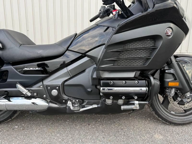 2014 Honda Gold Wing F6b alt