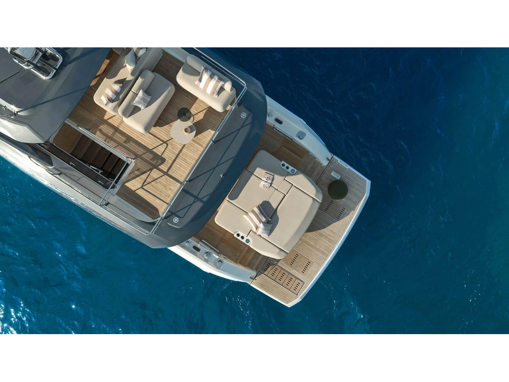 Prestige Yachts F 6.7 2028 alt
