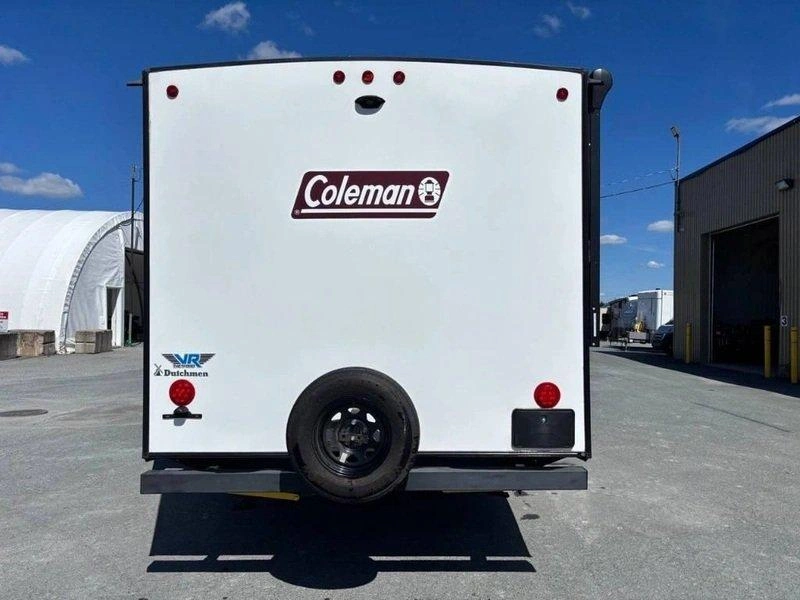 Dutchmen Coleman Light 2455bh 2022 alt