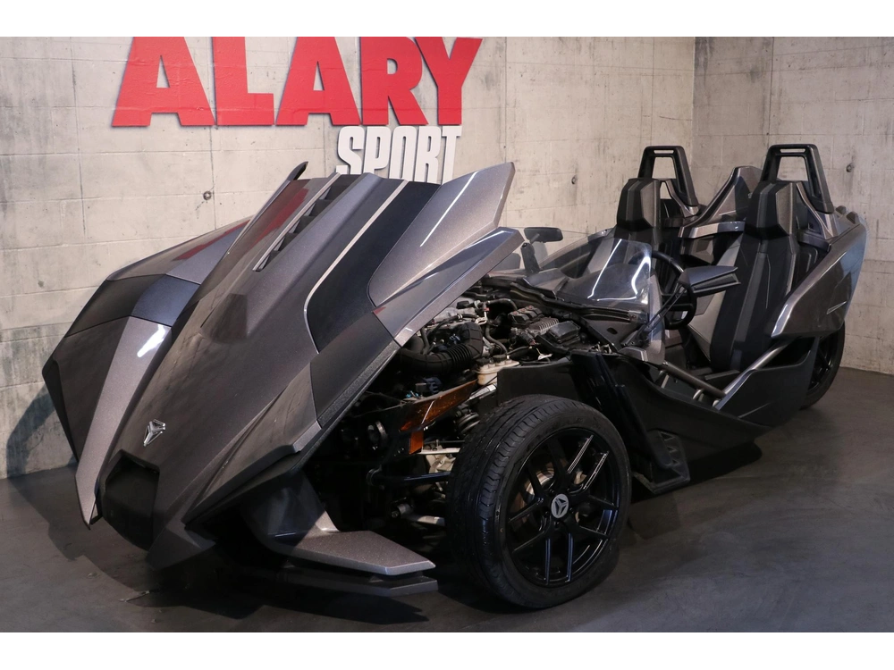 2016 Polaris Slingshot alt