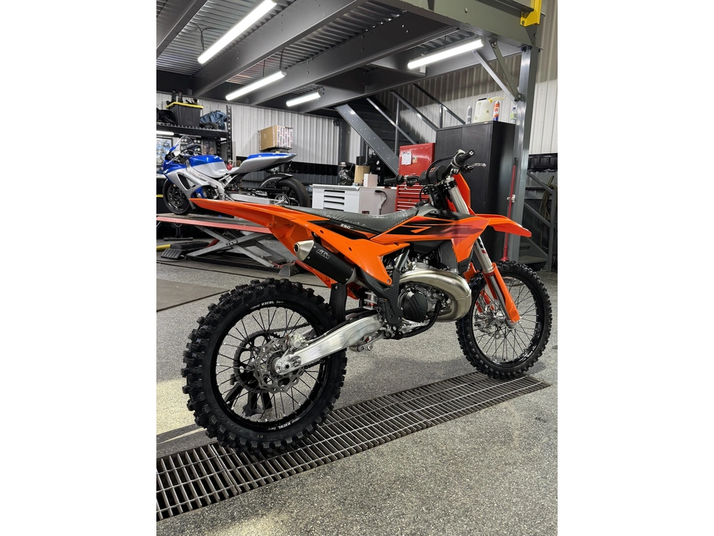 2027 Ktm 250 Sx alt