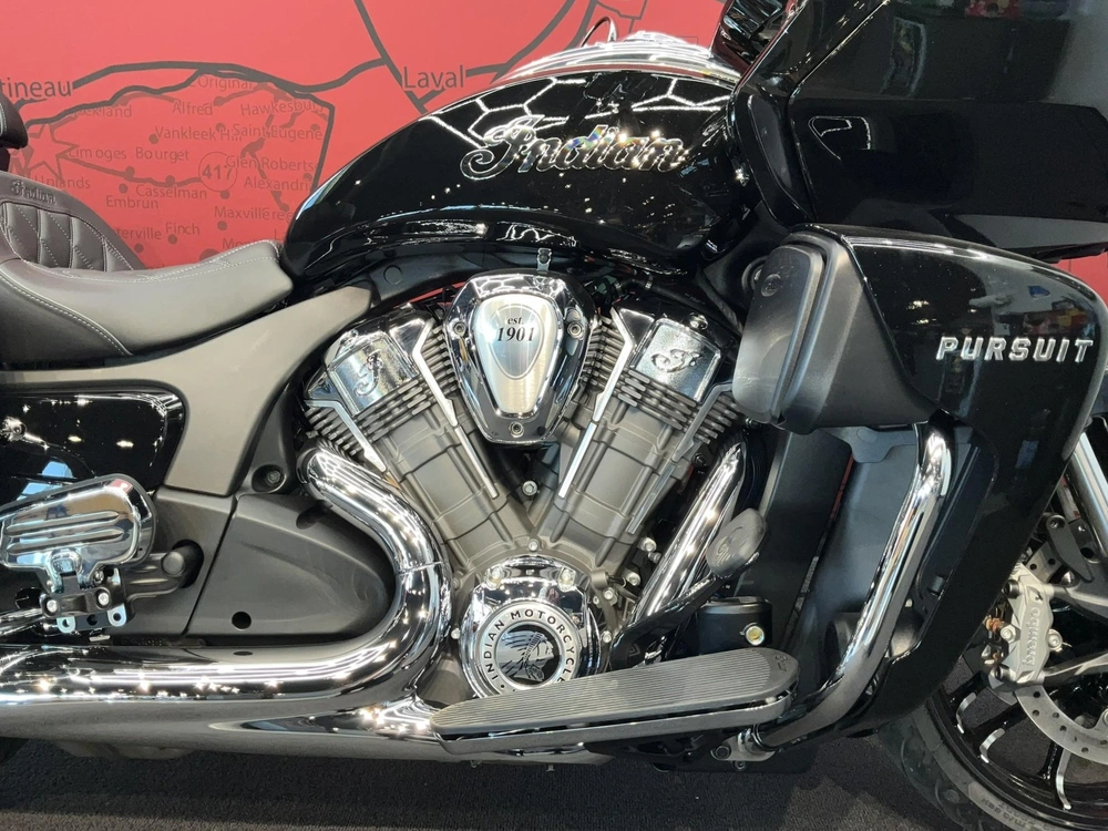 2026 Indian Motorcycle Pursuit Limited alt