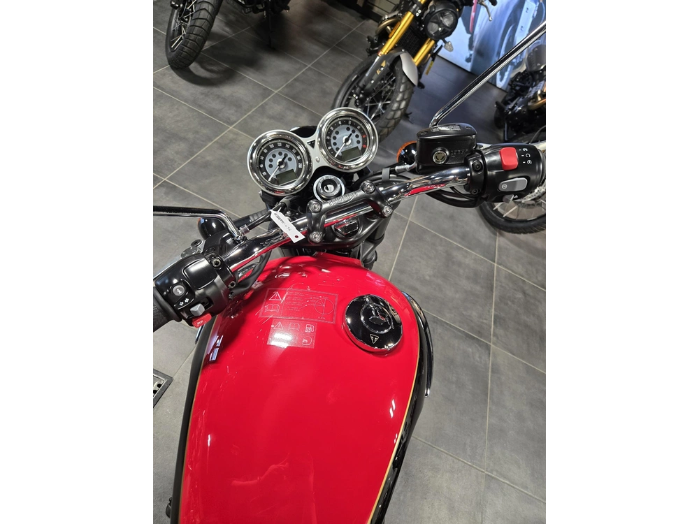 2026 Triumph Bonneville T100 alt