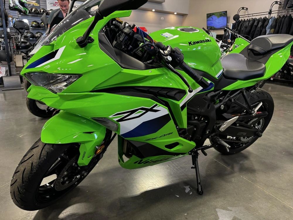 2026 Kawasaki Ninja Zx-4rr alt