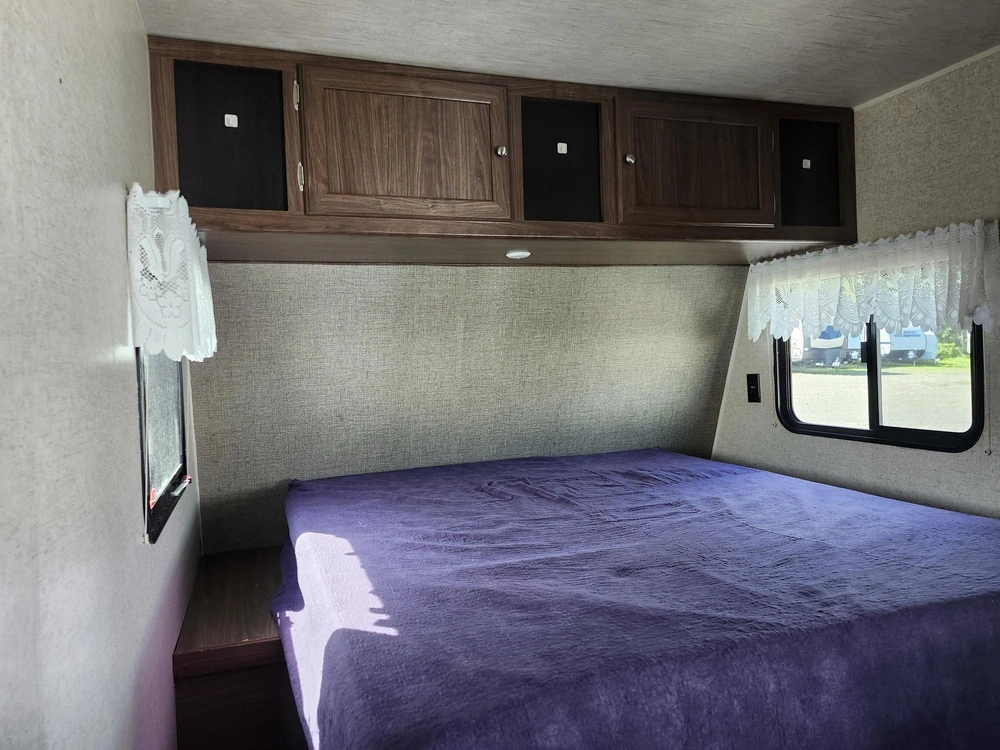 Heartland Rv Pioneer 180 Rb 2018 alt