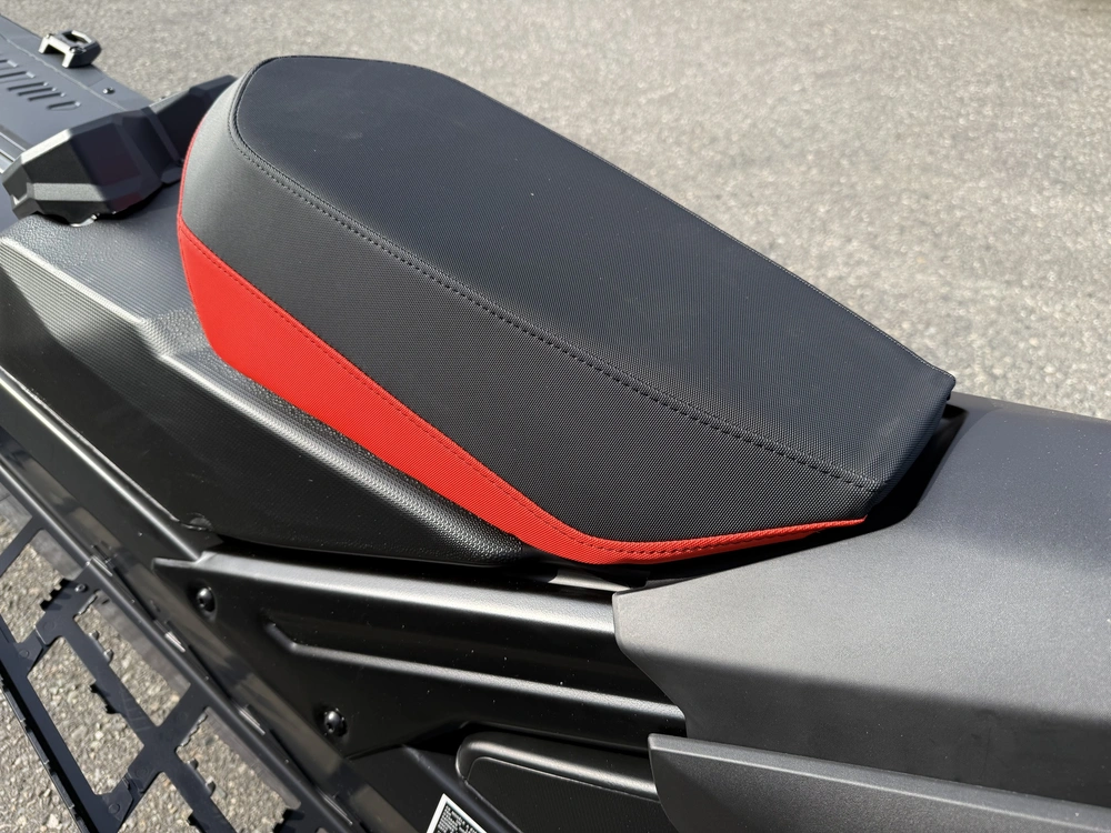 2027 Ski-doo Summit Edge 165 850 E-tec Powdermax X-light 3.0' Shot alt