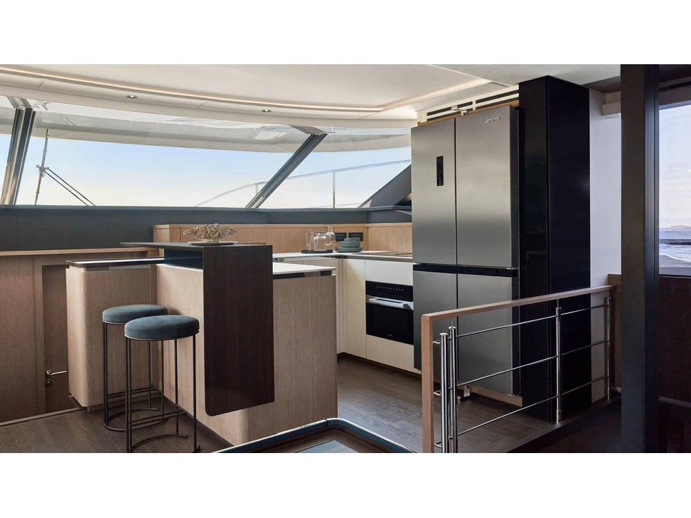 Prestige Yachts M8 Evo 2028 alt