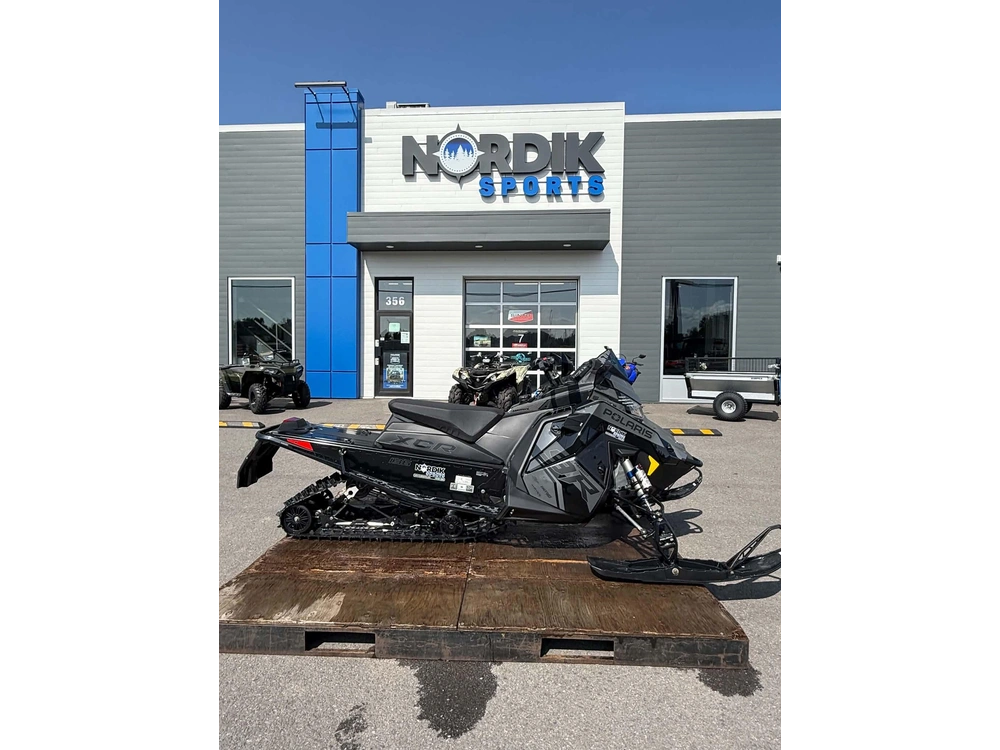 Polaris 9r Indy Xcr 136 Demo 781 Km 2025 alt